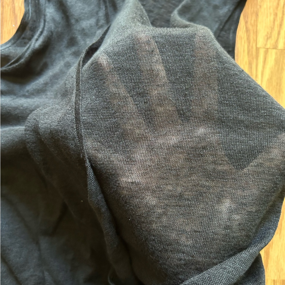 Women’s Theory Black Sheer Sleeveless Top/Blouse. Sz Small - Picture 8 of 8